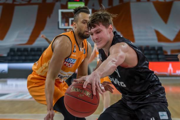 席辟谣酒精 席辟谣酒精